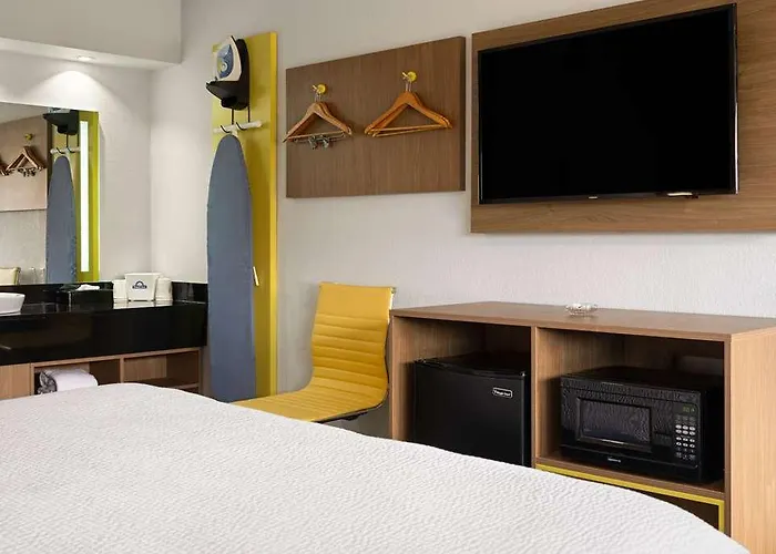 Hotel Days Columbus/worthington Columbus